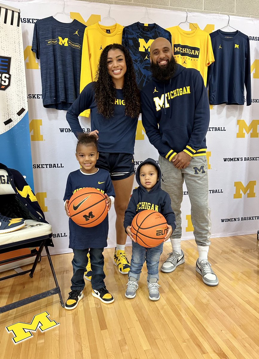 📈🤫 The Work Gonna Show! 
<a href="/Lailaphelia/">Laila</a> <a href="/umichwbball/">Michigan Women’s Basketball</a>