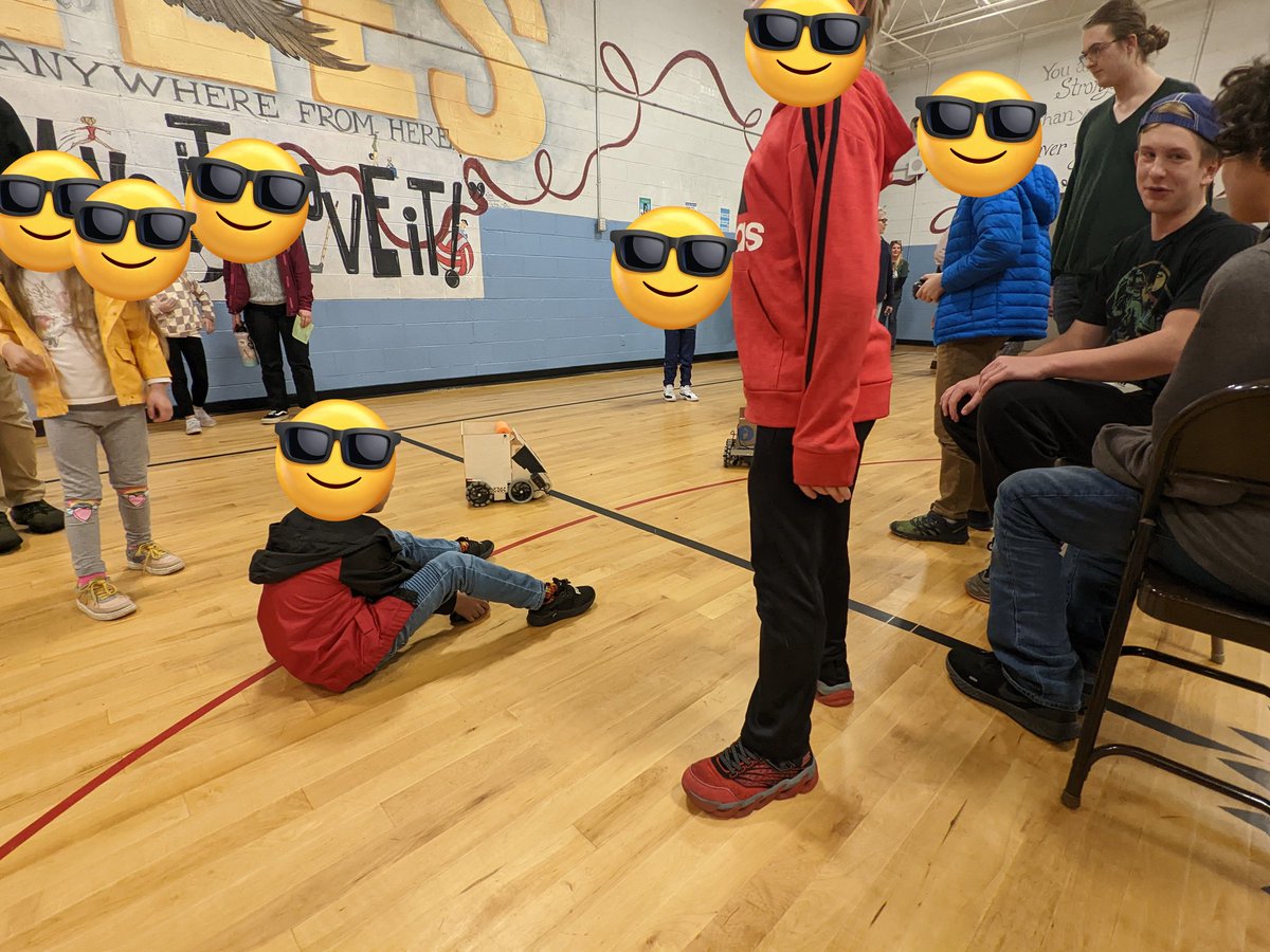 SDHS_Robotics's tweet image. Hermes had fun assisting shots with students at Mount Olive STEM night! Robotics students also got to show off their designs from our new robotics class. #soknostem @southdoylehs