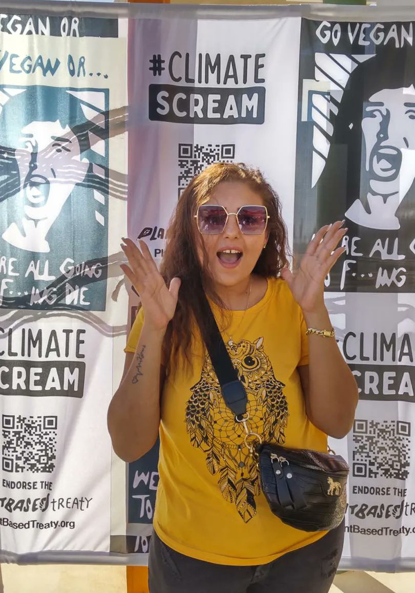 Plant_Treaty's tweet photo. People are screaming at our Scream Booth at #COP27 in Egypt!! 😱

Please join our worldwide #ClimateScream action - COP27 must stop ignoring the cow in the room!

All you have to do is take a screaming selfie, post it on twitter using the hashtag #ClimateScream. https://t.co/lqS7DsvAPq