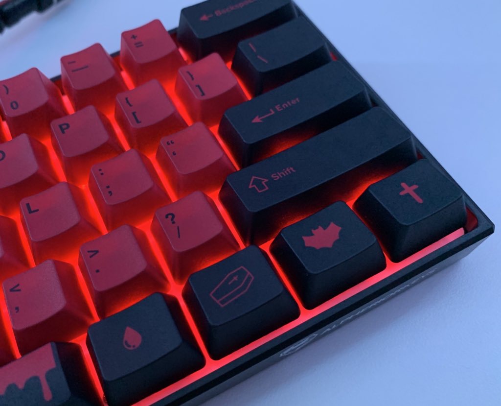 AlpheriorKeys's tweet image. 🔥❤️‍🔥🔥Blood Thirsty🔥❤️‍🔥🔥
Hai Twitter🥵 We’re giving away our HAWT Blood Thirsty Keycap Set!

To Enter
-Like &amp;amp; Retweet 
-Follow Us
-Comment a GIF❤️‍🔥

Winner Chosen Tomorrow! Good Luck everyone🔥🔥