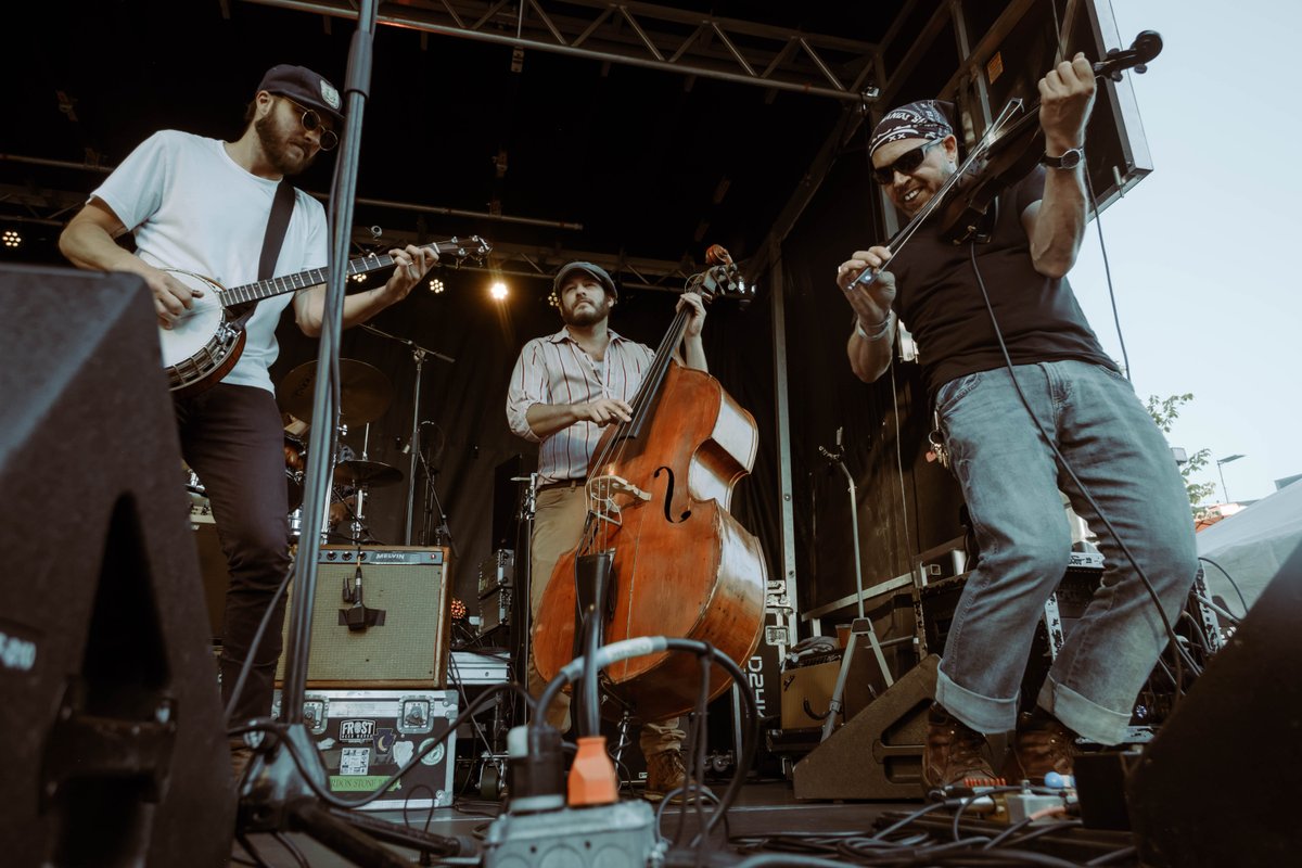 Get high on Pennsylvania bluegrass when <a href="/cabinetmusic/">Cabinet</a> return for 2 NIGHTS on Thanksgiving weekend. Includes a performance w/ special guests <a href="/KimockMusic/">Steve Kimock</a> &amp; <a href="/JohnKimock/">John Morgan Kimock</a> (11/25) &amp;  a VIP acoustic set w/ Thanksgiving dinner from Ripplewood (11/26)!

Tickets &gt;&gt; bit.ly/Cabinet-2NP_AMH