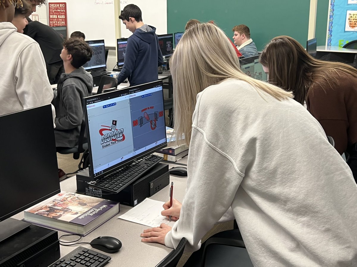 BHSAcctg's tweet photo. Peer Review of T-shirt designs #BedfordMarketing #BMMT #BedfordCTE https://t.co/KFxnWGxcso