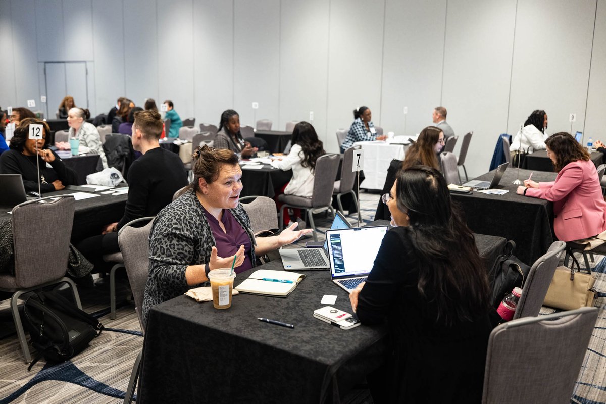 NGLCC's tweet photo. #NBICUnityWeek kicked off with our signature Matchmakers meetings and Ted Talk series presented by @WIPPWeDecide! Attending Unity Week? Stay up to date on upcoming programming at https://t.co/NMpP9HHJso.
Photos: @TheAndrewNoh https://t.co/TpVFzPqQYy
