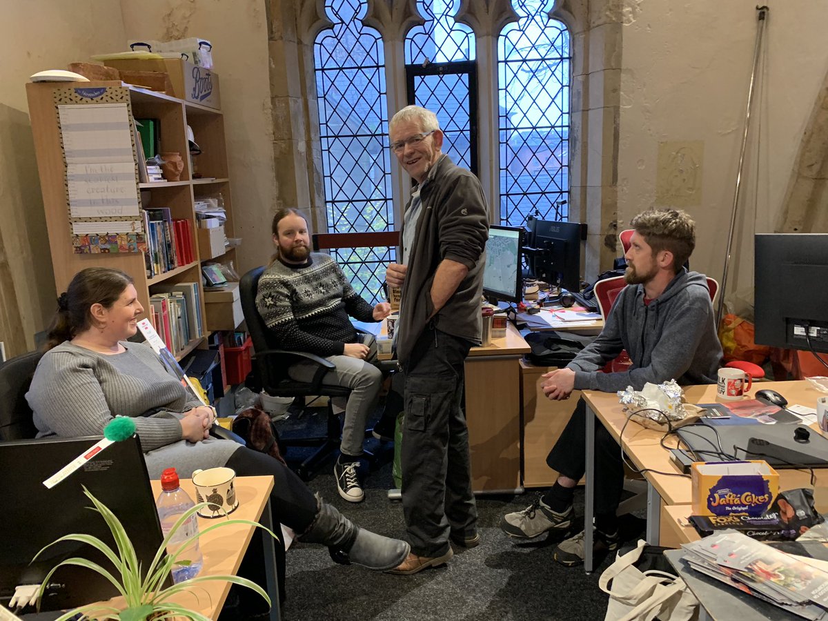 JKcomarc's tweet image. Great to catch up with @ian_milsted and team @YArchaeology this lunchtime 😀