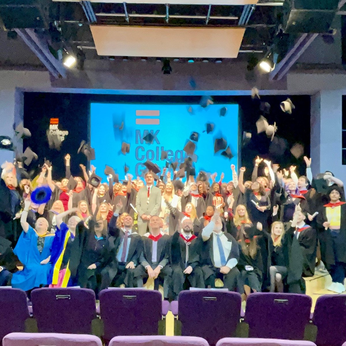 MKCollege's tweet photo. And thatβs a wrap! π
Huge Congratulations to all this yearβs Graduates. Well done for all your hard work and success, and all the very best the bright future ahead of you! π€© π€©
#MKCollegeGrads #SCIoTGrads #Graduation22 #SCIoT #HNC #HND #AAT #CIM #CIPD #Apprenticeships https://t.co/PHqQtDeElT