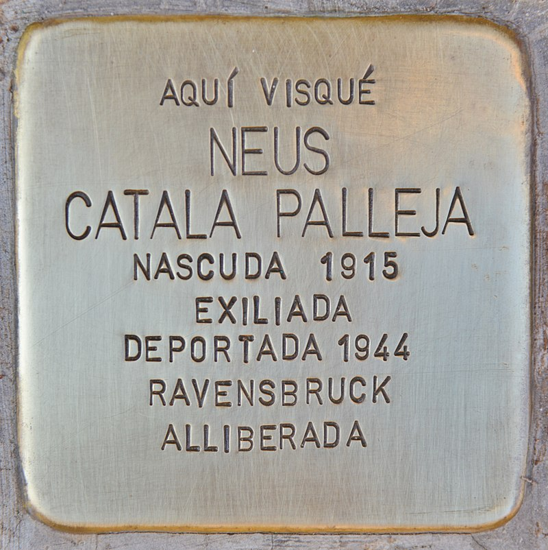 En 2005 recibió la Cruz de Sant Jordi y en 2006 fue elegida Catalana del Año. 

También tiene su propia Stolpersteine, un recordatorio frente a la puerta de la casa en la que vivió donde se recuerda su nombre e historia.