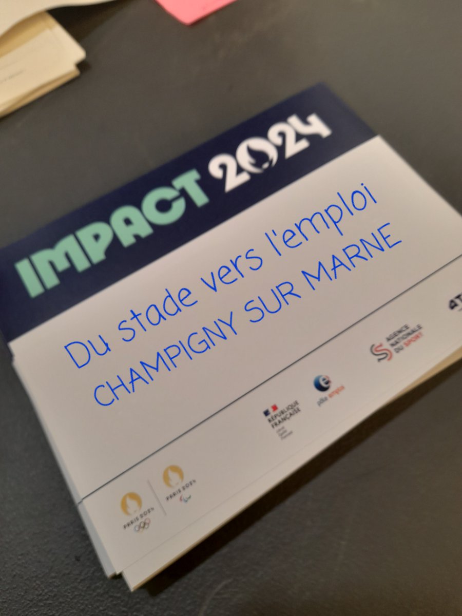 CDacosta15's tweet photo. Moment fort 🤝et animations sportives 🏃de 10 entreprises et 70 demandeurs d'emploi au Stade vers l'#emploi à #Champigny sur marne aujourd'hui pour recruter autrement en cassant les codes d'un recrutement classique !#poleemploi_IDF 
@FFAthletisme https://t.co/hOy0SvHtv4