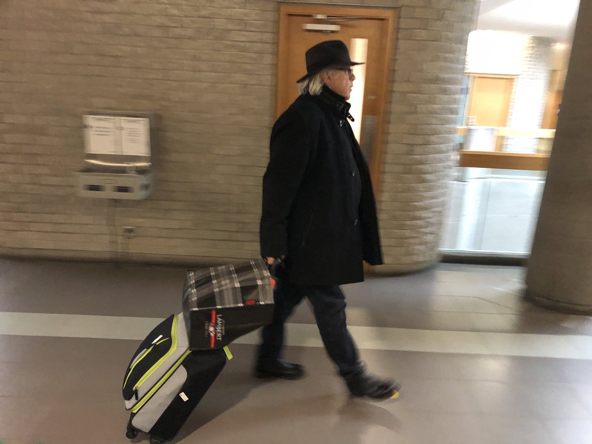 L’animateur de radio Mario Lirette prend le chemin de prison pour avoir participé à une fraude d’une valeur de près d’un million de dollars. Peine de deux ans moins un jour lui a été imposée.