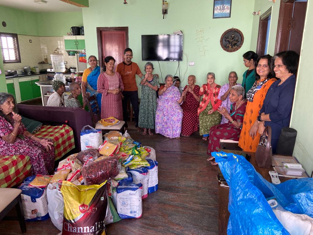 RotaryLakeside's tweet photo. Rotary Bangalore Lakeside supported Anubandha Destitute home with Groceries worth Rs 11800/- based on their request and the list was also provided by them.

#rotarybangalorelakeside
#helpinghands
#helpinghearts https://t.co/FrQXv3p5qN