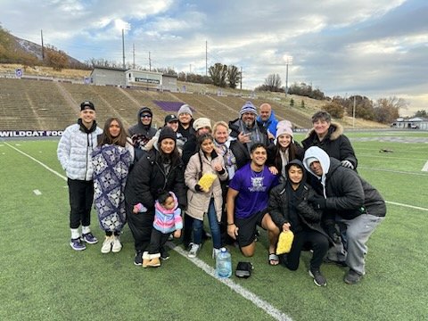 meljoshAhYou's tweet image. Been a great yr cheering for @JaydenAhYou42 Thanks to all the family that has come out to watch him do his thing! 🤟🏾💜🖤 Season's still not over...Go Wildcats! CheeHoo!!