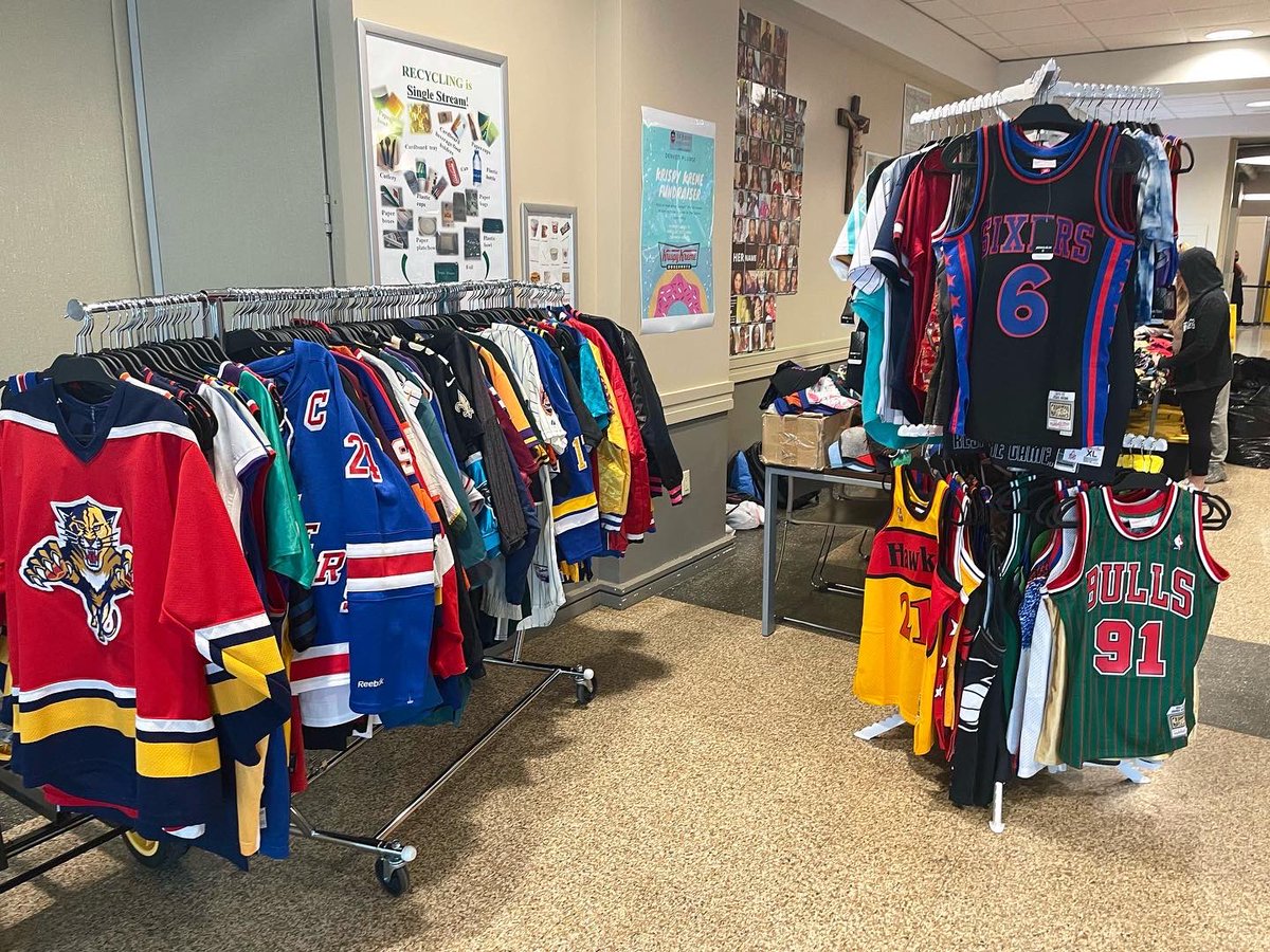 SJUConfServices's tweet photo. Need a venue to sell your product? We’ve got you covered! ✅

We are looking for Vendors to sell items in our student cafeteria that sees foot traffic from over 20,000 students daily!

Click the link in our bio and fill out the “External Event Request Form” to get started today! https://t.co/AkpKgl6W4v