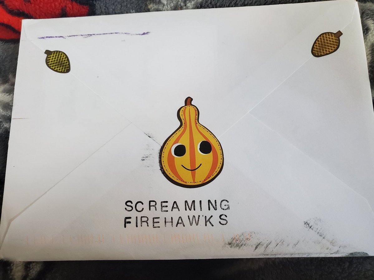 Entr_My_Wrdrobe's tweet photo. Thank you, Jet, for the sweet Thanksgiving card. You're the most thoughtful person & friend. I am thankful for YOU!! πππ¦π₯§
#ScreamingFirehawks
#FirehawkMail
@JetRose1313 https://t.co/o8fgQ1iATv