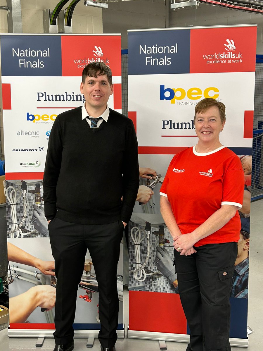 SNIPEFtraining's tweet photo. One of the #SkillPLUMB Judges, Tracey Richardson, gave her account on the competition. "They have all worked well. A few mistakes have been made, but they have all fixed them and are working on the second part of the challenge. It's close and will be down to the wire." https://t.co/P8NCcQKUv5