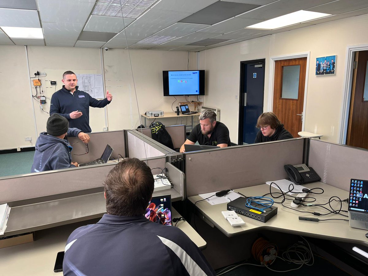 antiference's tweet photo. Brilliant #ClearFlow training conducted at two of the #Eurosat branches yesterday #Bristol &amp; #Exeter!  A great turn out so thanks to all those who made it. 😊

Keep an eye on our socials for upcoming events in 2023 🌟🌟🌟

#trainingsessions #clearflow #accesspoints #WIFI https://t.co/zMCi5Ru6dD