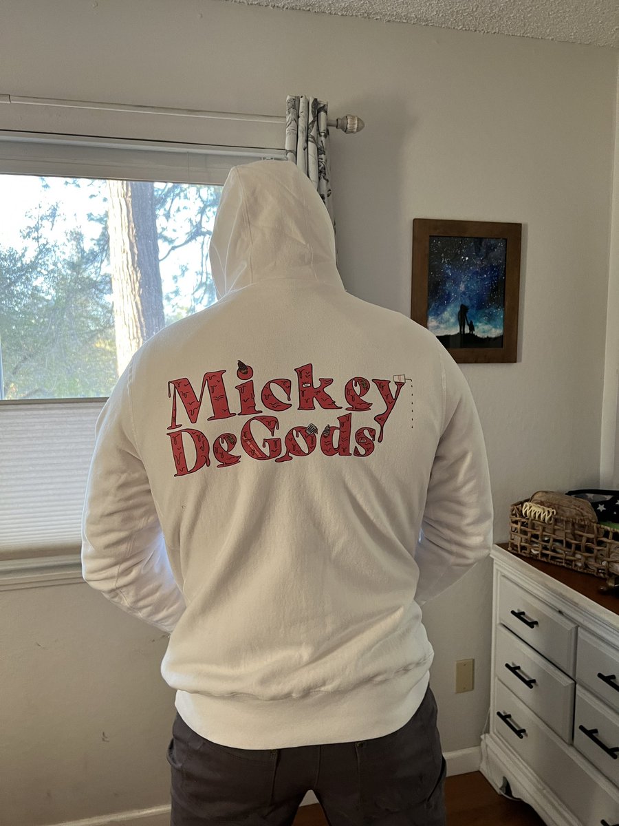 Never been more excited for hoody season. 

<a href="/MickeyDegods/">Mickey DeGods 🍟</a> <a href="/kindafungible/">CEO, Mickey DeGods (33.3%,🍟)</a> <a href="/Beanthatgotaway/">ThatBean</a> <a href="/DeGodsNFT/">DeGods</a>