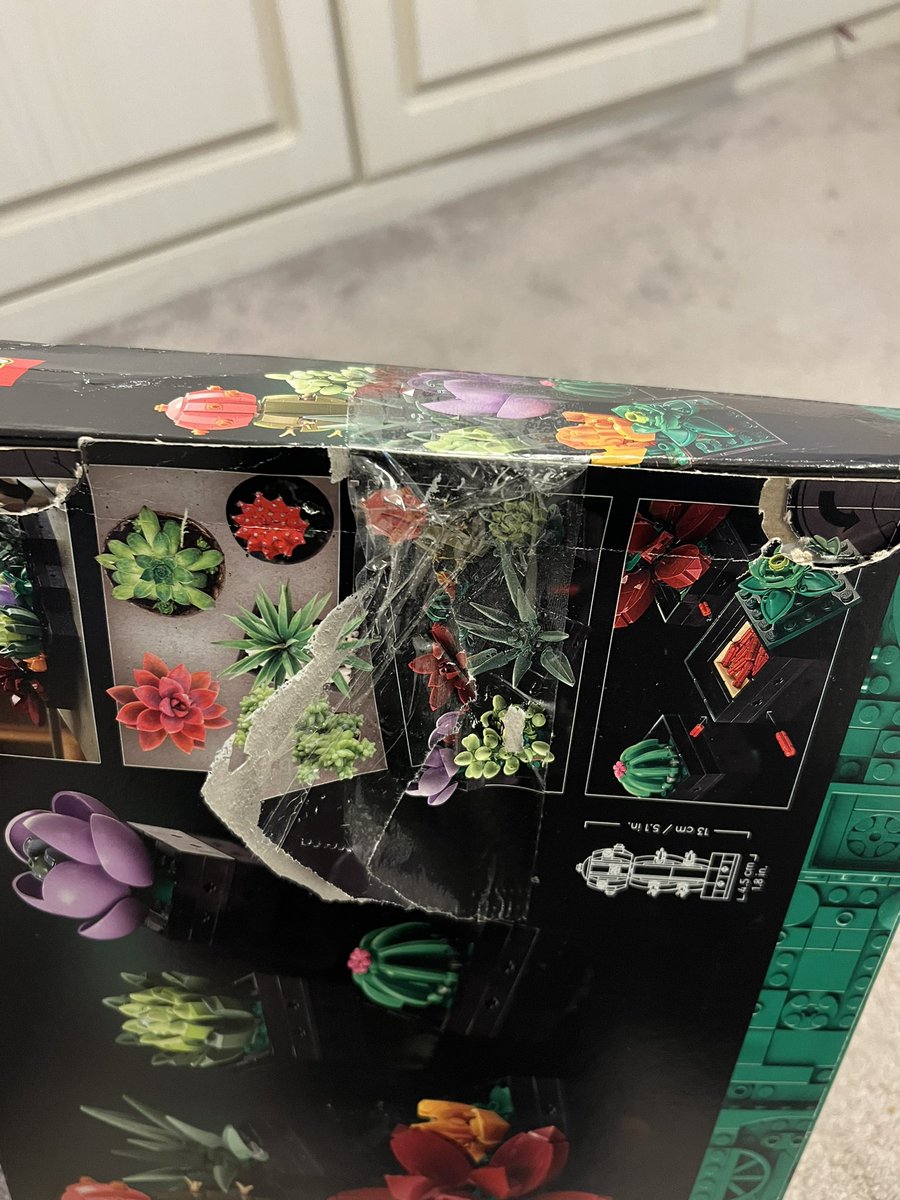 ChanelDunning's tweet photo. @LEGO_Group just received a delivery from yourselves and the package is damaged. What I’m annoyed about is the state of the package because it was obviously damaged before you sent it as it’s been sellotaped! I have tried on your website to contact you but this is not working! https://t.co/1198exRESv