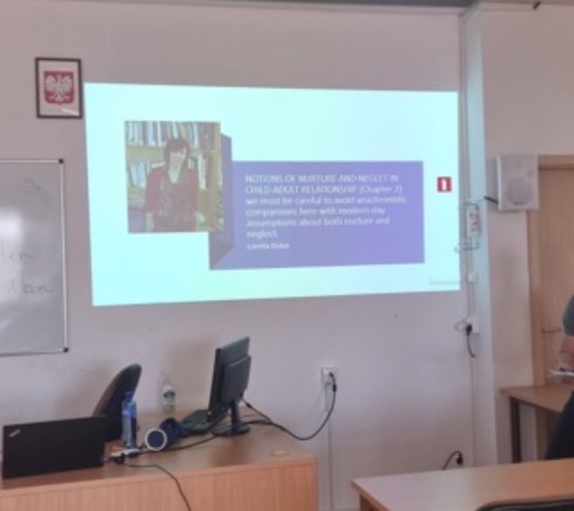 loretta_dolan's tweet photo. British history, researched by someone (me) at the University of Western Australia, used in a university classroom in Poland. That’s the international reach of history research! Thanks to ⁦⁦@history_michael⁩ for sharing this picture with me. #twitterstorians #histchild https://t.co/C9Md0fgLi2