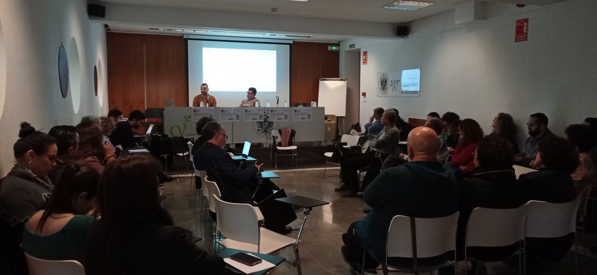 Resclima_edu's tweet photo. 📢📢Comenzamos con el V Seminario Internacional #RESCLIMA #Educacion y #CambioClimatico: Horizontes de #investigacion.
Gracias a todos por vuestra participación ‼️‼️‼️ https://t.co/LSXzoKgOpp