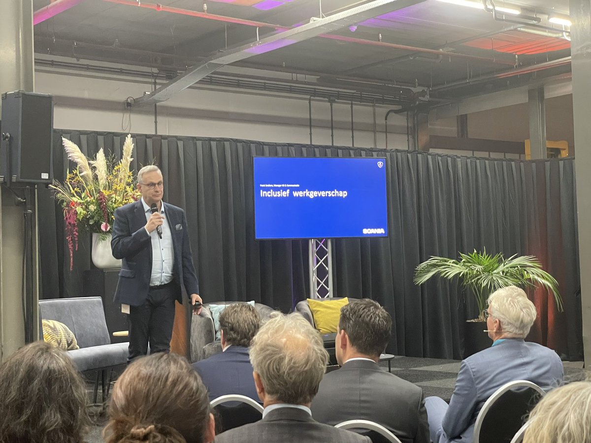 Ervaringen van werkgevers over inclusief werkgeverschap worden gedeeld met de aanwezige gasten op het Najaarssymposium: inclusief werkgeven, gewoon doen! @CycloonZwolle <a href="/HANOSISPC/">HANOS Groothandel</a> <a href="/WerkenbijScania/">HR ScaniaZwolle</a> <a href="/tiemwerkt/">Tiem</a>