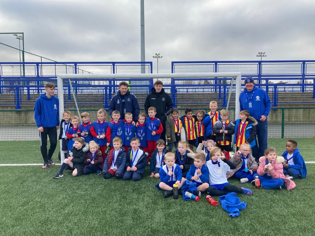 Everton in the Community tweet media