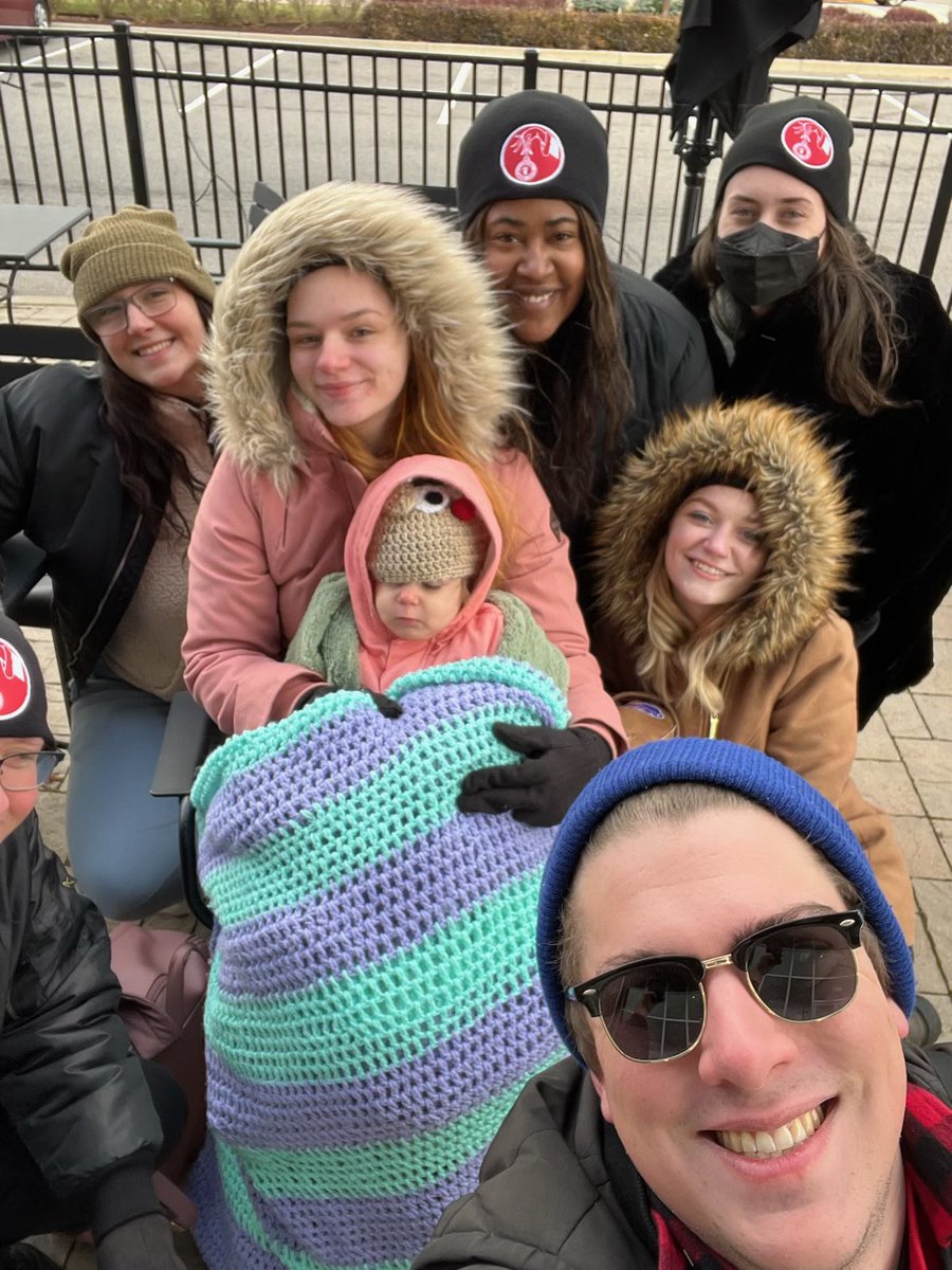 @SBWorkersUnited Freezing for a reason! We want Starbucks to STOP FIRING WORKERS AND SHORT STAFFING OUR STORE, better working conditions, a living wage and a CONTRACT!!! GENESEE Street Starbucks in Buffalo, NY is on strike #redcuprebellion #nocontractnocoffee