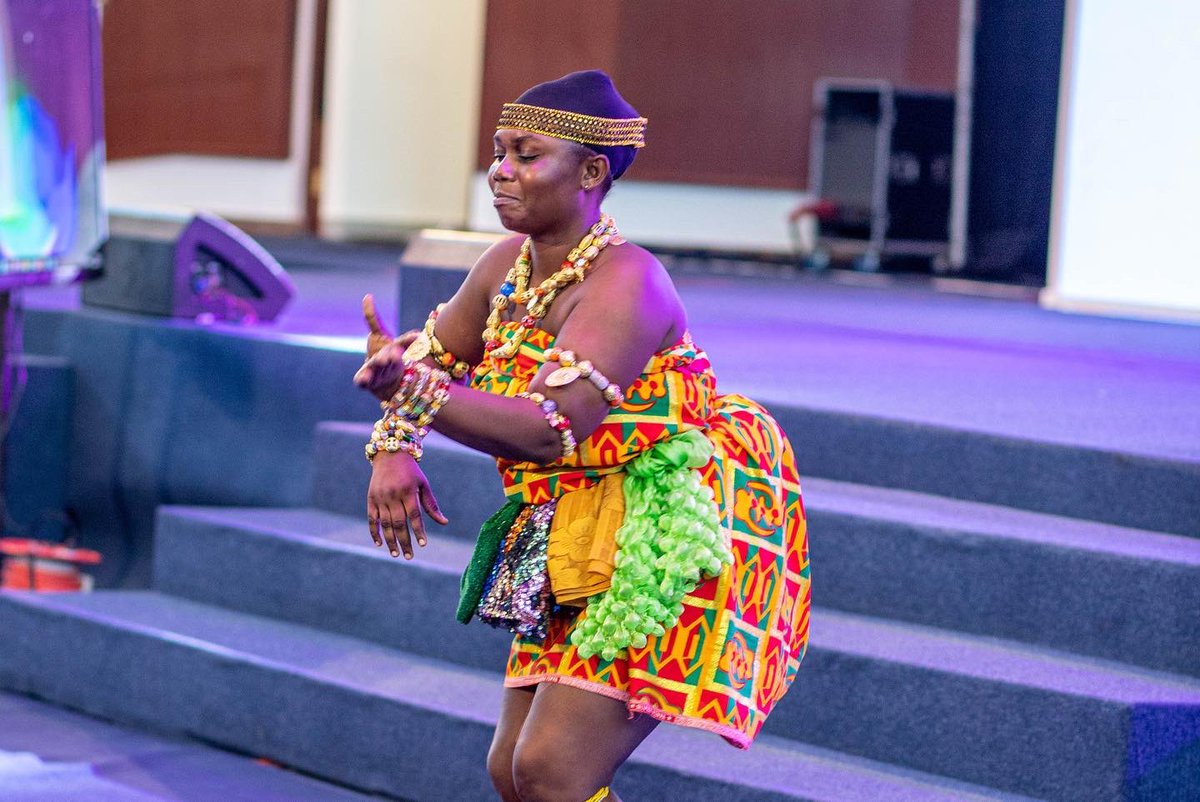afcem2022's tweet photo. Rich display of Culture 🇬🇭

#AFCEM2022 #EMSOG #EMinUniversalHeathCare #EmergencyMedicine #Research #Education #ClinicalCare https://t.co/dYBIDVReKk