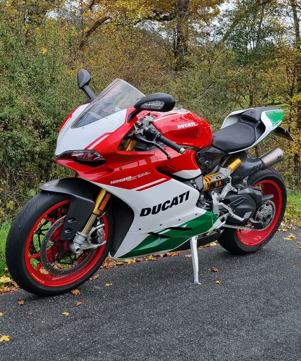 Pierre Col tweet media