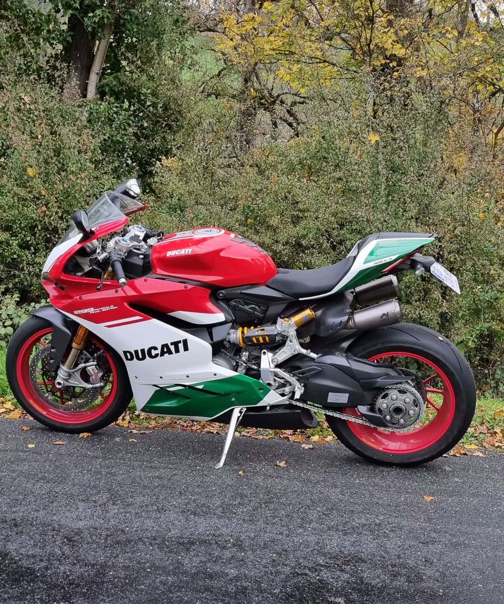 Pierre Col tweet media