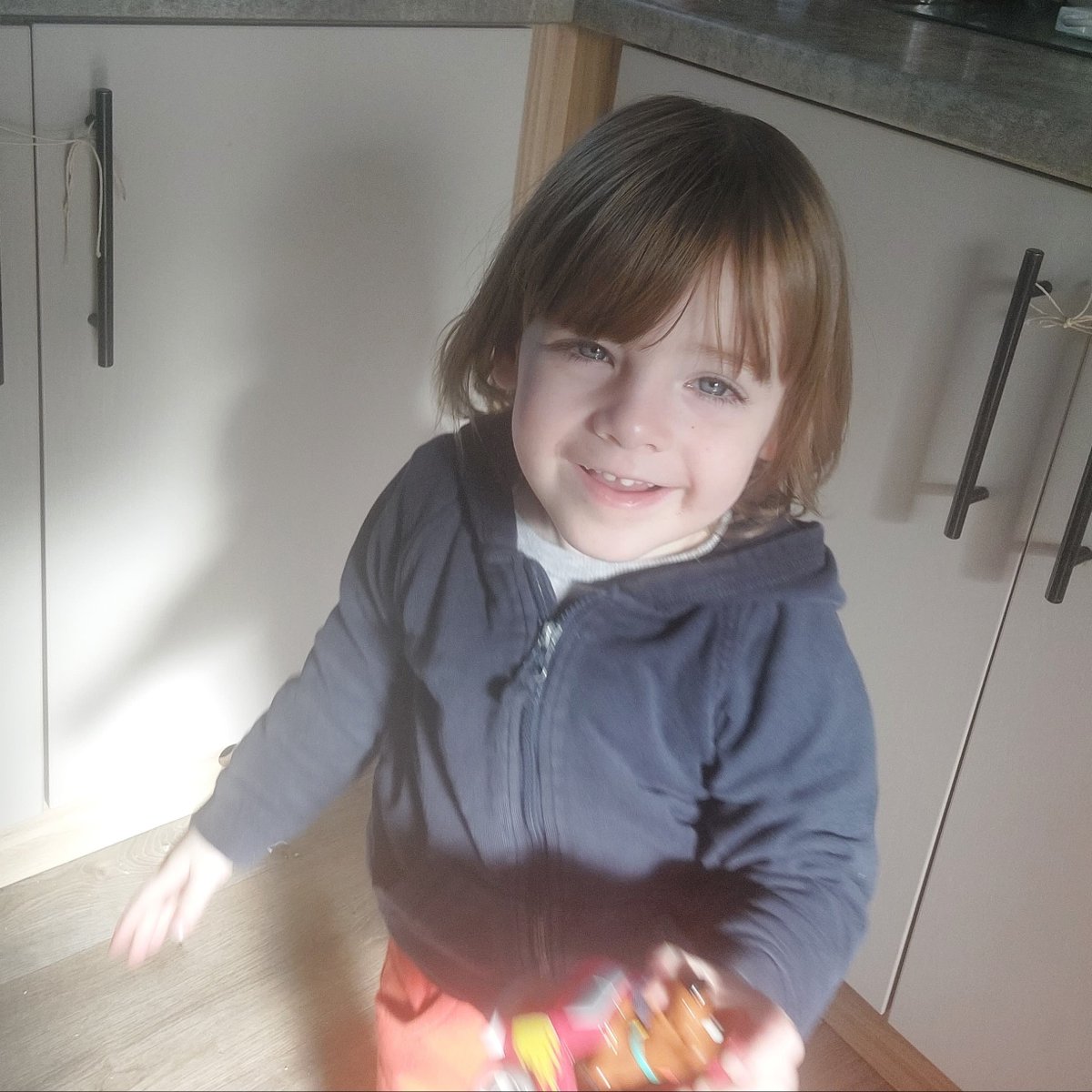 Amy SNUG tweet media