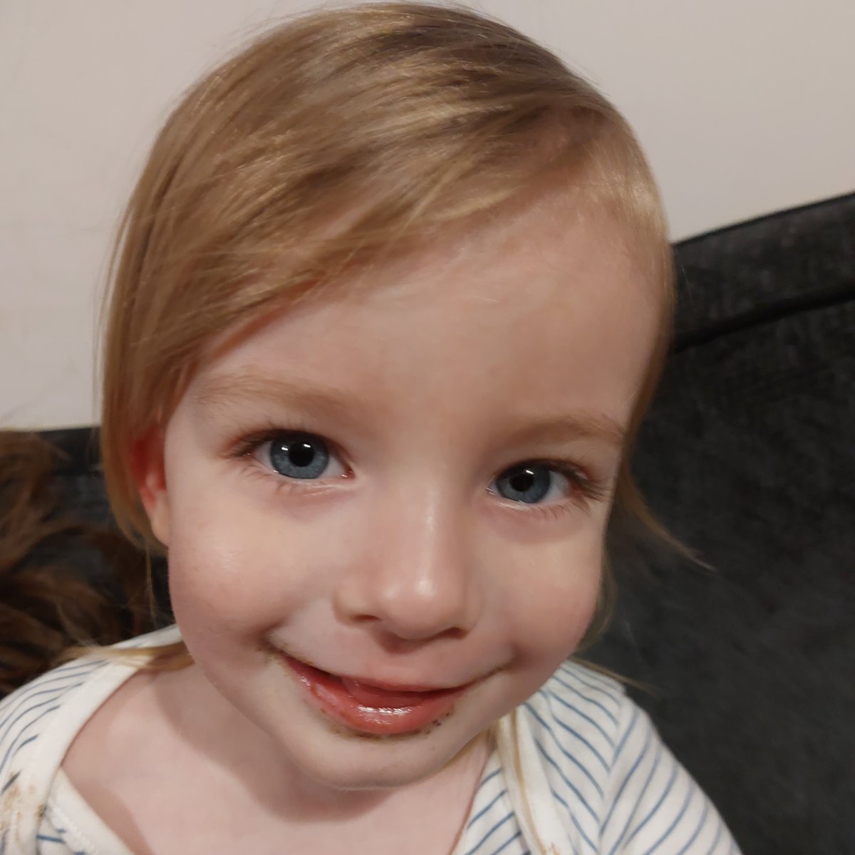 Amy SNUG tweet media