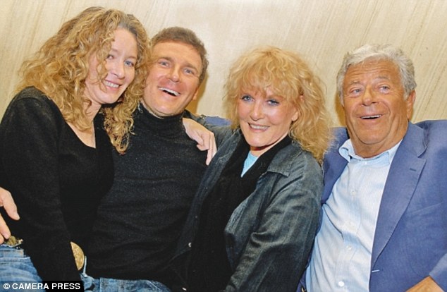 HAPPY 90TH BIRTHDAY TO MY VERY FIRST SINGING IDOL PETULA CLARK! LADY YOU ROCK!!!! 