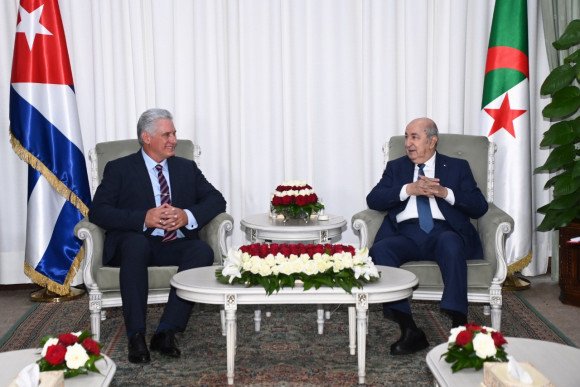 stop blackouts on Cuba 🇨🇺 Viva Cuba! Abdelmadjid Tebboune president of Algeria 🇩🇿, announced that his nation will give #Cuba 🇨🇺 a solar power plant and