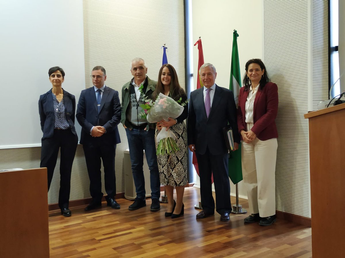 Congratulations to now Dr. Zaira Pardo for her brilliant Thesis defense about nutritional strategies to mitigate heat stress in Iberian pigs. EEZ-CSIC