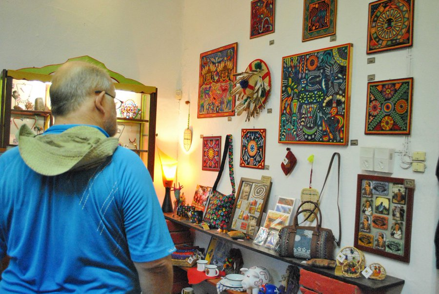 MazatlanVisit's tweet photo. Just Released…2022-2023 Dates for the Art Walk in Mazatlán, Mexico

More Info Here: https://t.co/Vg3AItKLuA

#Mazatlan #Art https://t.co/xNwYajXNRU