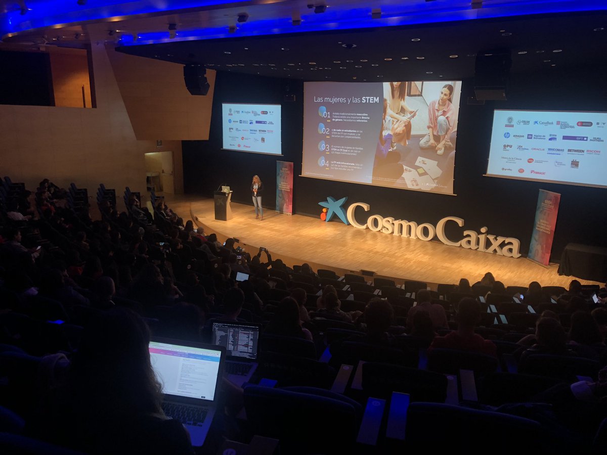 StemwomenEurope's tweet image. 👍🏻🌟#SWC22 CARRERA PROFESIONAL STEM. TALK Crystina Moreno, Directora de Delivery en CaixaBank Tech @caixabank_cat #caixabanktech en #StemWomenCongress @CosmoCaixa_CAT #Barcelona ciudad del #talento #Stem