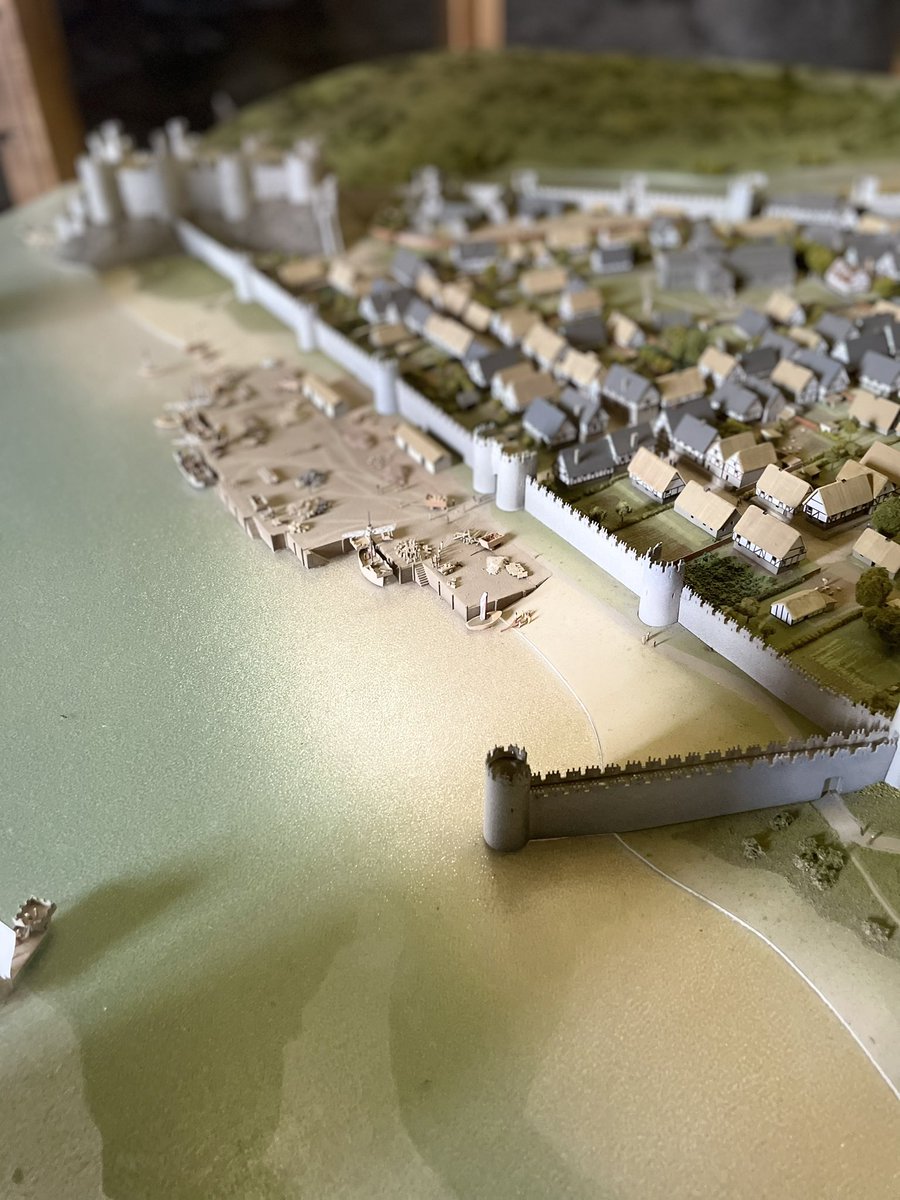 NTempest1016's tweet photo. Loving these mini castle models that are appearing more and more in castle, as a gamer I appreciate this trend. Makes me want to take miniatures though. https://t.co/LpmPxwarmw