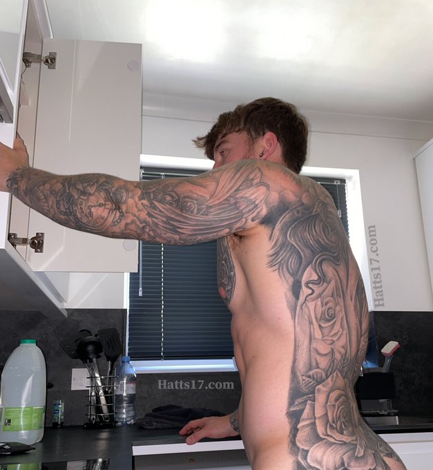 Click https://t.co/3x6d7ZPEFy for my exclusive uncropped content https://t.co/DPxEGxw6xa