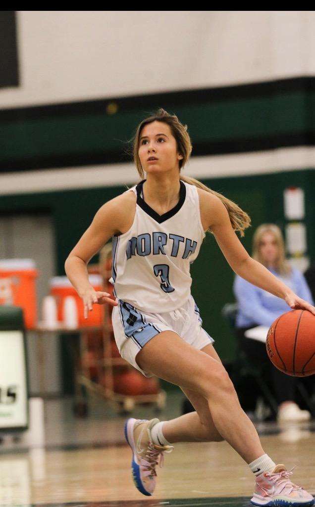 playmkrsgirls's tweet photo. Big start to the year for 2025 @elliokeefe12 and her Eau Claire North teammates.   Picking up a big win against Wisconsin Rapids.  

@elliokeefe12 leading the team with 23 points on an efficient shooting night!

Big time sophomore thats going to turn heads!

@NorbertDurst https://t.co/REmiBSiCev
