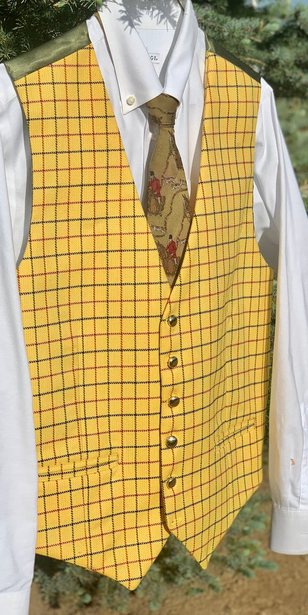 lorenaucoria's tweet photo. Thanks for the kind words! ★★★★★ "Classic and beautifully tailored. Very pleased." John https://t.co/vnprgYBqaR #etsy #hunterstocktie #foxhuntstocktie #foxhuntingstocktie #horseridertie #stocktie #foxhunting #yellowfoxhuntvest #ratcacher #menfoxhuntvest https://t.co/EjwIGdGQVV