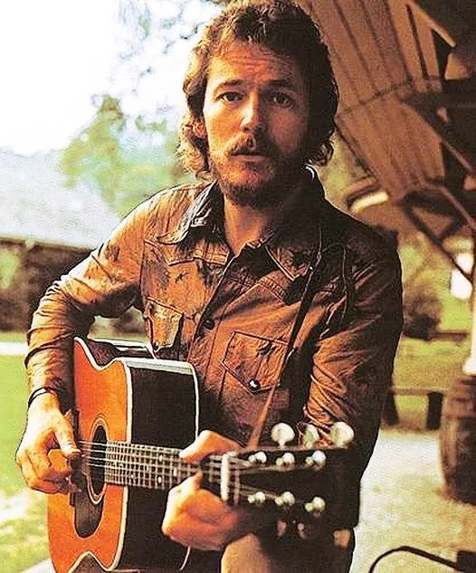 Happy 84th birthday, Gordon Lightfoot! 