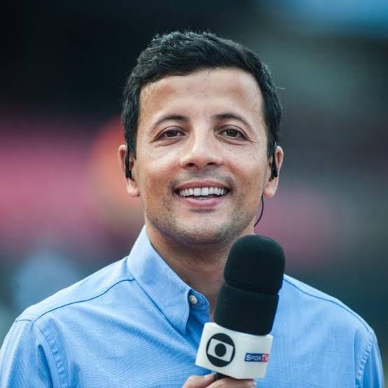 futnatv's tweet image. 🇶🇦✈️ Isabela Pagliari, Allan Estagiário, André Hernán e Diogo Defante estarão no Catar para cobrir a Copa do Mundo FIFA pela live do Casimiro.