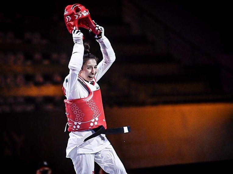 egresadoanahuac's tweet photo. Felicidades Daniela Souza (Admón. de Negocios) por tu medalla de oro en el Campeonato Mundial de Tae Kwon Do. 🥋#OrgulloAnahuac #EgresadasAnahuac https://t.co/qyoG2aPbaF