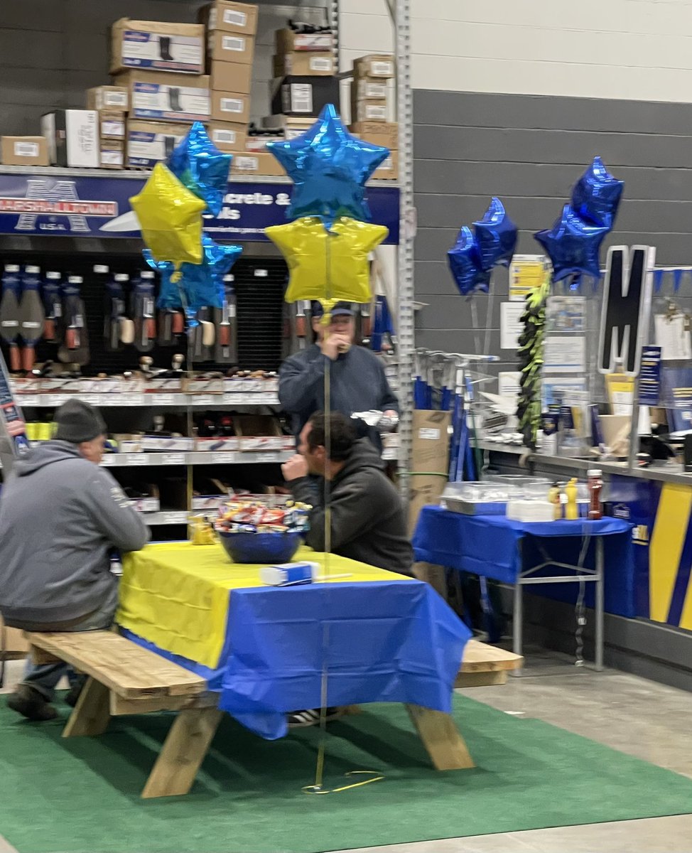 Debra Skandalos (@dskandalos) on Twitter photo Celebrating our Pro contractors today with a luncheon into our Pro Happy Hour! Truly great customers here in Eatontown #1548. <a href="/ManzoliChris/">Christian Manzoli</a> <a href="/AndrewsP26/">Paul Andrews</a> <a href="/TimAtLowes/">Tim Ansbach</a> <a href="/JaneenV_HRBP/">Janeen Valdes</a> @AshleyKaduk <a href="/lorenzo22002781/">lorenzo</a> @blakeadams1548 <a href="/KERRY_R_1977/">Kerry Ramsumair</a> Celebrating our Pro contractors today with a luncheon into our Pro Happy Hour! Truly great customers here in Eatontown #1548. <a href="/ManzoliChris/">Christian Manzoli</a> <a href="/AndrewsP26/">Paul Andrews</a> <a href="/TimAtLowes/">Tim Ansbach</a> <a href="/JaneenV_HRBP/">Janeen Valdes</a> @AshleyKaduk <a href="/lorenzo22002781/">lorenzo</a> @blakeadams1548 <a href="/KERRY_R_1977/">Kerry Ramsumair</a>