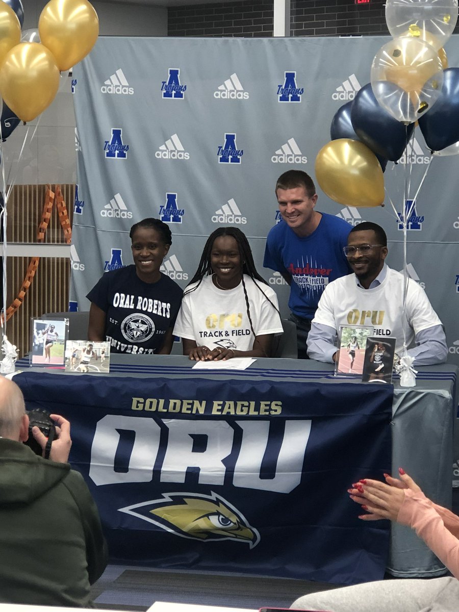 Congratulations to Jayda Kelly as she signs a letter of intent to Oral Roberts University to run cross country/track and field. We are all very proud of Jayda and all her hard work at AHS!