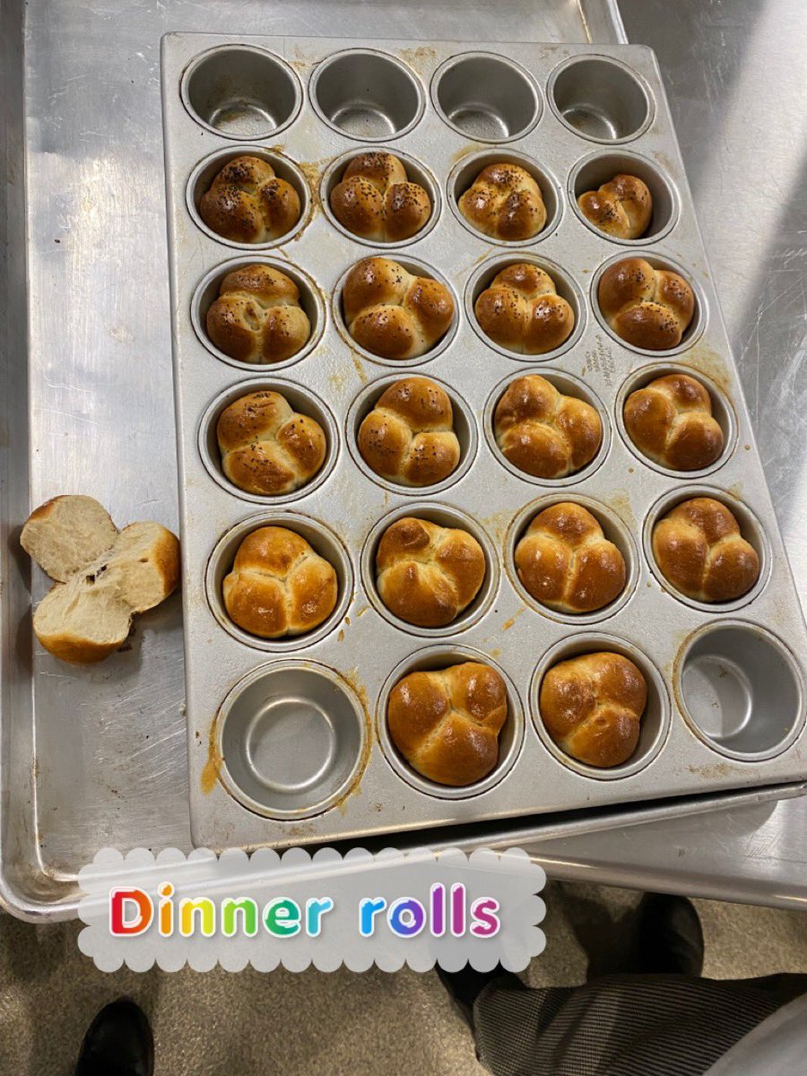Na_Na_Batman's tweet photo. Part 3: of what I’ve learned in school
#thankyou #culinary #dinnerrolls #frenchbread #pateachoux #Enjoy #funkofamily https://t.co/y7UuOe6CBw