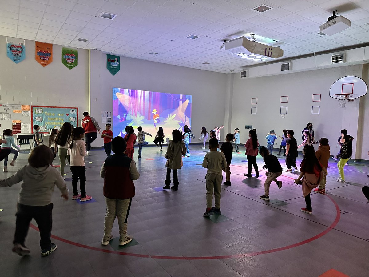 MrsGarciaMath's tweet photo. K-2 Glow in the Dark Dance Party for Perfect Attendance! @McMullanElem https://t.co/x8wpMXXtaX