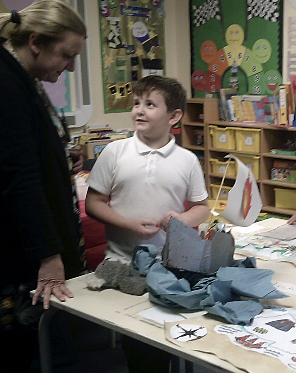 HorizonSchool5's tweet photo. #HorizonPrimary #GreenClass We had a lovely afternoon sharing our pirate ships and topic work with the other classes and adults. The boys did so well to share and chat about the ships they had worked so hard to produce over the past 2 and half weeks. #Love #Aspire #Community https://t.co/uinAMm4XWE