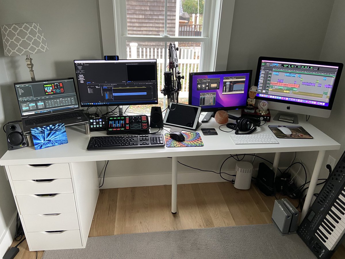 BLSoundDesign's tweet image. Did a renovation recently
which gave me a chance to design a new home office. I also got a new job right before this. I have a setup for my main job and one for my freelance work. I’m attempting to convert from monitors to headphones for mixing. I don’t love it so far, TBD there.