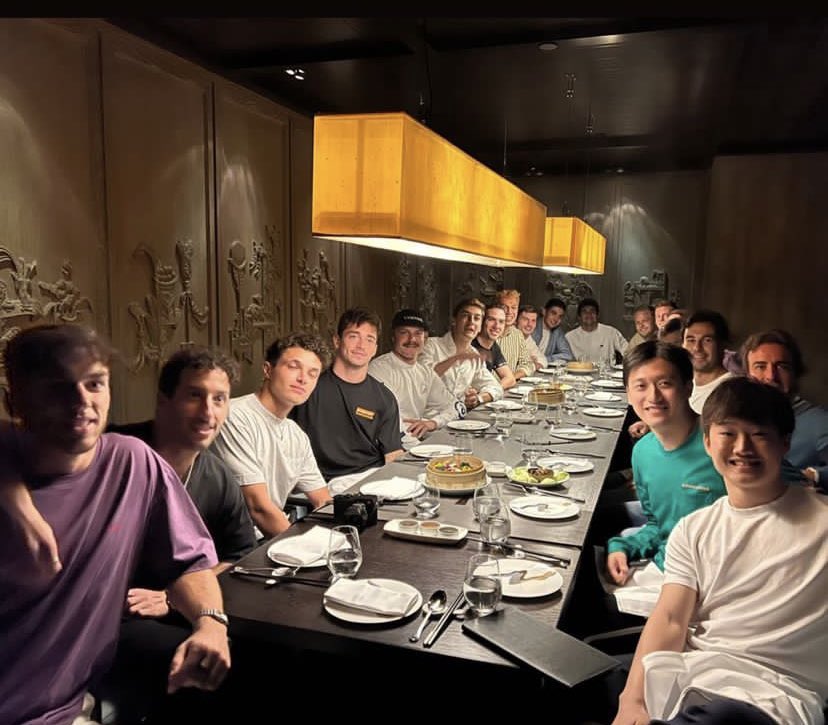 MattP1Gallagher's tweet image. I always wonder what F1 drivers talk about in these situations