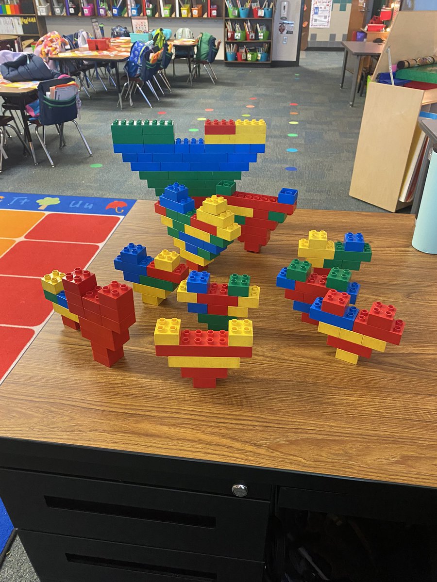 MrsBrantzeg's tweet photo. Tell me you’re loved by your students without telling me. https://t.co/RLtZa2fssB